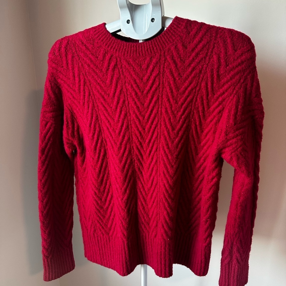 Banana Republic Red Cashmere Blend Sweater XS Oversized Cable Knit Romantic Soft - Picture 3 of 6